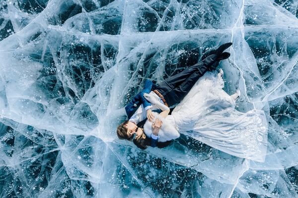 Снимок российского фотографа Ekaterina Mukhina, ставший финалистом в категории EPIC LOCATION в конкурсе 2020 International Wedding Photographer of the Year  - Sputnik Moldova
