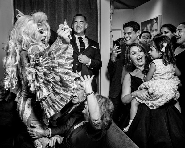 Снимок американского фотографа Brittany Diliberto, победивший в категории DANCE FLOOR в конкурсе 2020 International Wedding Photographer of the Year  - Sputnik Moldova