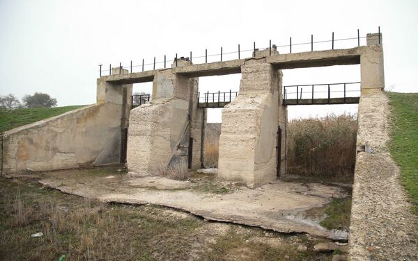 Barajul lacului de acumulare din Comrat - Sputnik Moldova