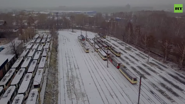 Конечная остановка: в Челябинске засняли с воздуха депо списанных трамваев - Sputnik Молдова