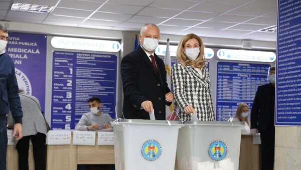 Игорь Додон на выборах президента Молдавии - Sputnik Молдова