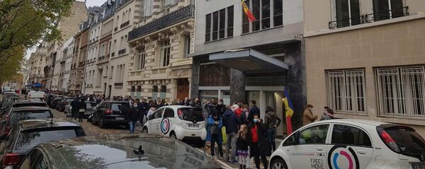 O secție de votare din Paris, Franța, alegeri prezidențiale 2020, turul doi  - Sputnik Moldova