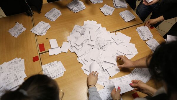 Închiderea secțiilor de votare - Sputnik Moldova