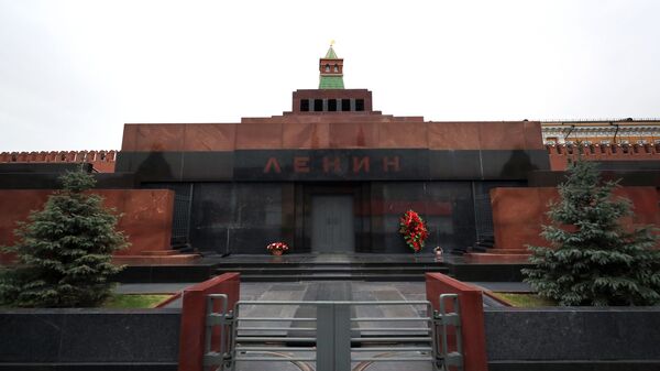 С 17 ноября закрывается допуск посетителей в Мавзолей Ленина и к некрополю у Кремлевской стены - Sputnik Moldova-România