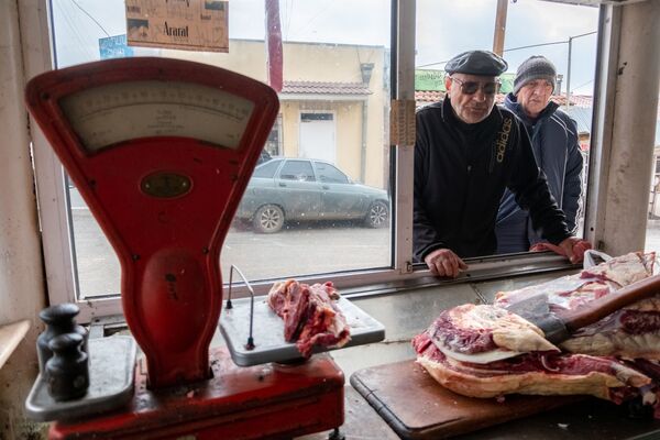 O  măcelărie la o piață din Stepanakert - Sputnik Moldova