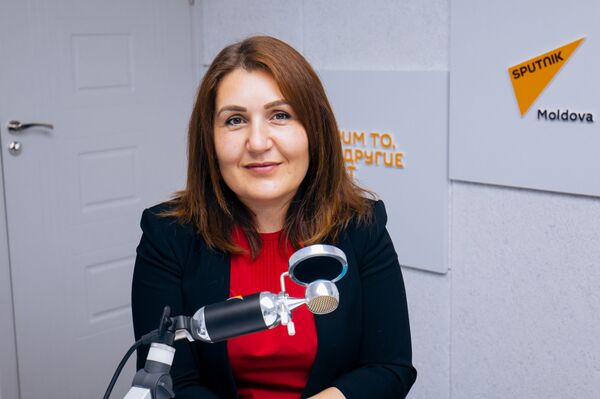 В период пандемии молодежи будут оказывать психологическую помощь - Sputnik Молдова