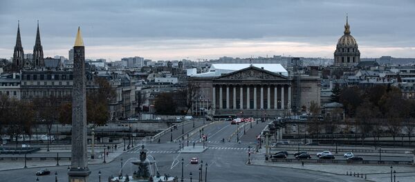 Вид сверху на площадь Согласия и здание Национального собрания в Париже, Франция Вид сверху на площадь Согласия и здание Национального собрания в Париже, Франция - Sputnik Молдова