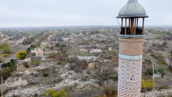 Минарет мечети Джума в Агдаме - Sputnik Молдова