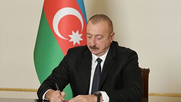 Ситуация в Азербайджане после принятия совместного заявления РФ, Азербайджана и Армении о прекращении огня в Карабахе - Sputnik Moldova-România