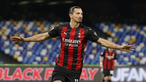 Zlatan Ibrahimovic în meciul dintre Napoli și AC Milan - Sputnik Moldova-România