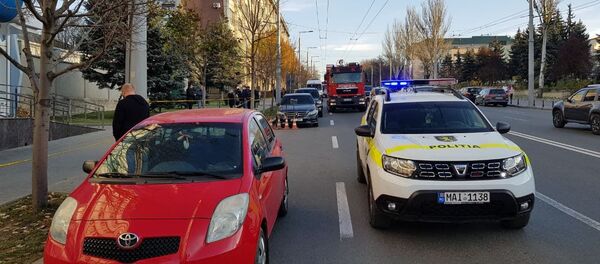 Alertă cu bombă la Judecătoria Chișinău cu sediul în sectorul Buiucani Alertă cu bombă la Judecătoria Chișinău cu sediul în sectorul Buiucani - Sputnik Молдова