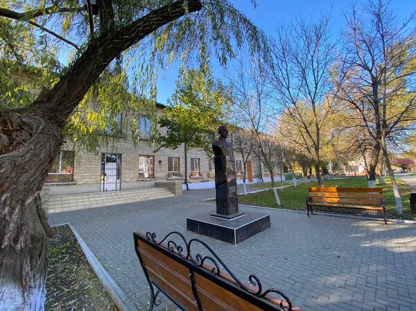 Заболели педагоги и дети. В Гагаузии закрыли на карантин один из лицеев Заболели педагоги и дети. В Гагаузии закрыли на карантин один из лицеев - Sputnik Молдова