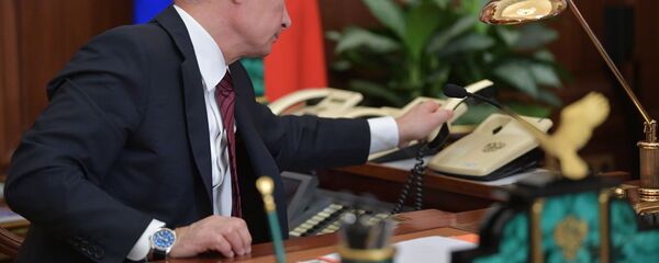 Президент РФ В. Путин провел телефонный разговор с главами ДНР А. Захарченко и ЛНР И. Плотницким - Sputnik Moldova