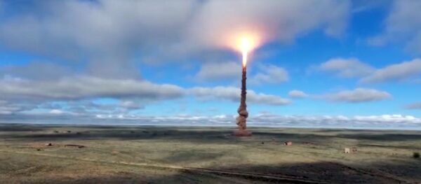 Tir d'un missile antibalistique russe depuis le polygone de Sary Chagan - Sputnik Moldova-România