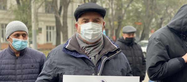 Mai mulți primari din țară protestează în fața Ministrului Finanțelor Mai mulți primari din țară protestează în fața Ministrului Finanțelor - Sputnik Moldova