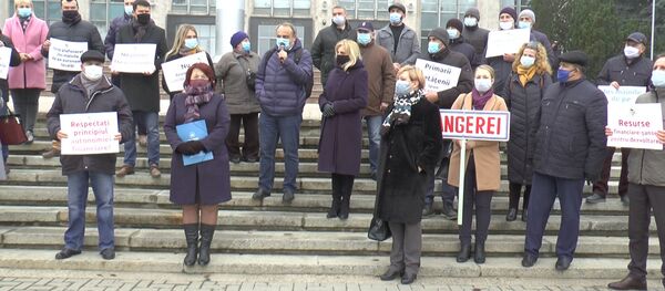 Primarii din țară au venit să protesteze la Chișinău  - Sputnik Moldova