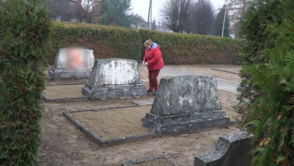 În Lituania a fost profanat cimitirul frățesc al soldaților sovietici - Sputnik Moldova