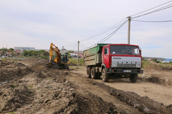 Цунами отменяется - в Комрате построят дамбу против паводков - Sputnik Молдова