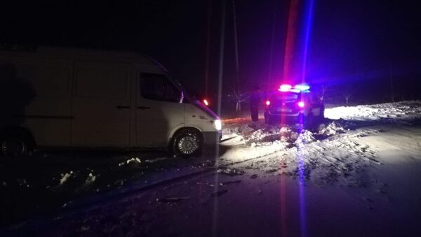 Accident, zăpadă, iarnă  - Sputnik Moldova