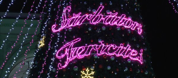 Столица приоделась к зимним праздникам Столица приоделась к зимним праздникам - Sputnik Молдова