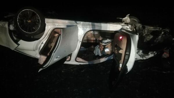 Un Porsche Panamera s-a răsturnat la Dondușeni - Sputnik Moldova