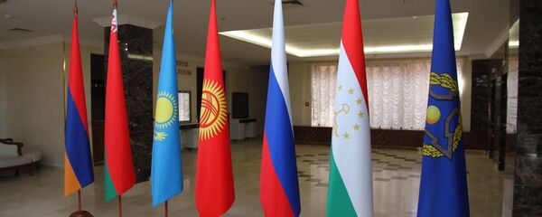 Флаги ОДКБ и стран участниц договора Флаги ОДКБ и стран участниц договора - Sputnik Молдова
