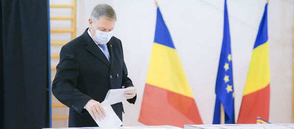 Klaus Iohannis a votat la alegerile parlamentare 2020 - Sputnik Moldova-România