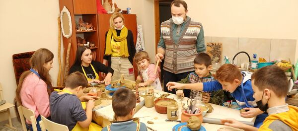 Ученики Ремесленной школы Комрат Ученики Ремесленной школы Комрат - Sputnik Молдова