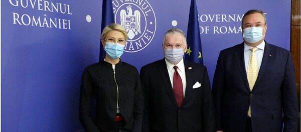 Nicolae Ciucă și Adrian Zuckerman - Sputnik Moldova-România