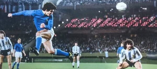 Paolo Rossi Paolo Rossi - Sputnik Moldova-România