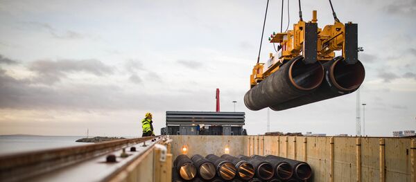 Трубы для строительства газопровода Северный поток — 2 в порту Мукран, Германия Трубы для строительства газопровода Северный поток — 2 в порту Мукран, Германия - Sputnik Moldova-România