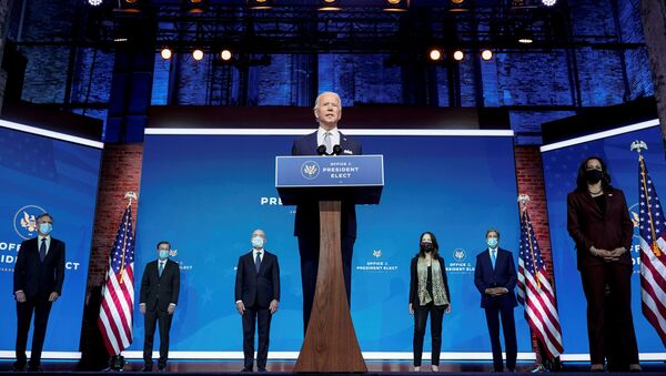 President-elect Joe Biden stands with his nominees for his national security team at his transition headquarters in the Queen Theater in Wilmington, Delaware, U.S., November 24, 2020 - Sputnik Moldova-România