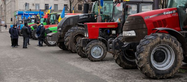 Agricultorii reiau protestele în Capitală - Sputnik Молдова