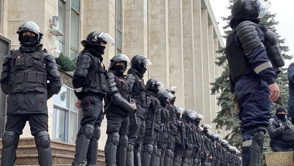 Polițiștii la datorie - Sputnik Moldova