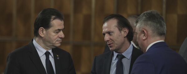 Ludovic Orban și Florin Cîțu - Sputnik Moldova-România