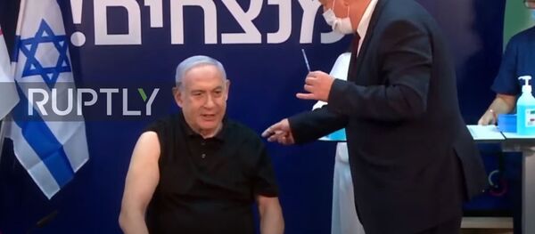 PM Netanyahu becomes first Israeli to receive COVID vaccine - Sputnik Moldova
