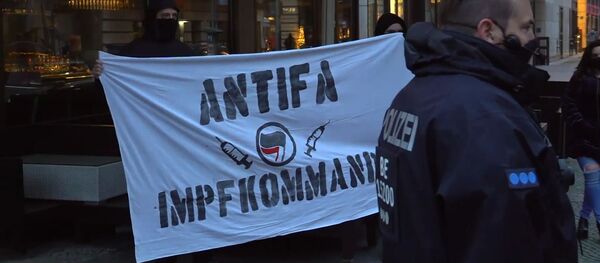 Proteste contra restricții COVID-19 - marșul tăcerii la Berlin  - Sputnik Moldova-România