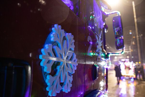 Рождественский караван пожарных  - Sputnik Молдова
