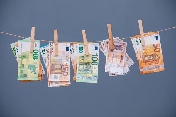 Обзор недели: зарубежные визиты и государственный коллапс Обзор недели: зарубежные визиты и государственный коллапс - Sputnik Молдова