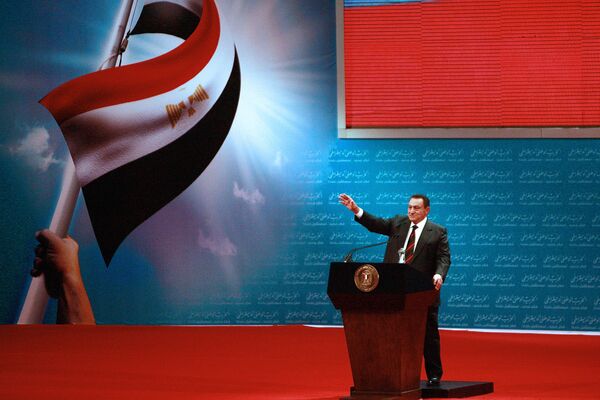 Президент Египта Хосни Мубарак на ежегодной конференции национальной демократической партии в Каире, 2008 год - Sputnik Молдова
