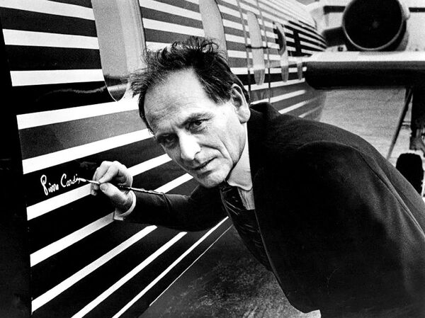 A murit celebrul creator de modă francez Pierre Cardin - FOTO A murit celebrul creator de modă francez Pierre Cardin - FOTO - Sputnik Moldova-România