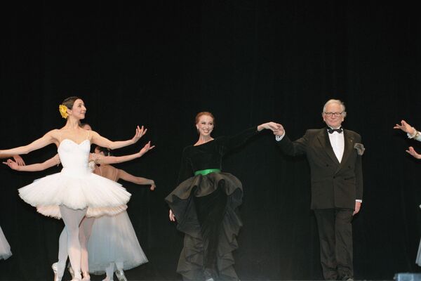 Уходит эпоха: не стало Пьера Кардена Уходит эпоха: не стало Пьера Кардена - Sputnik Молдова