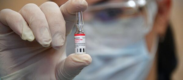 Вакцинация добровольцев российским препаратом от коронавируса Спутник V - Sputnik Moldova