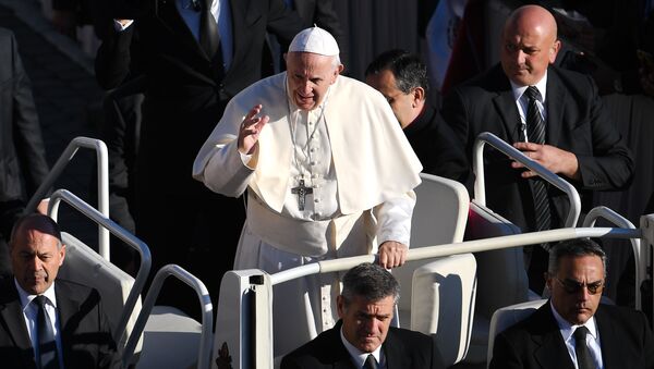 Общая аудиенция Папы Римского Франциска на площади Святого Петра в Ватикане - Sputnik Молдова