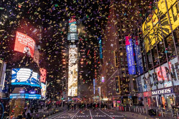 Салют во время празднования Нового 2021 года в Нью-Йорке - Sputnik Moldova
