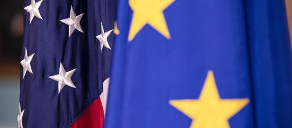 Banderas de la UE y de EEUU - Sputnik Moldova-România