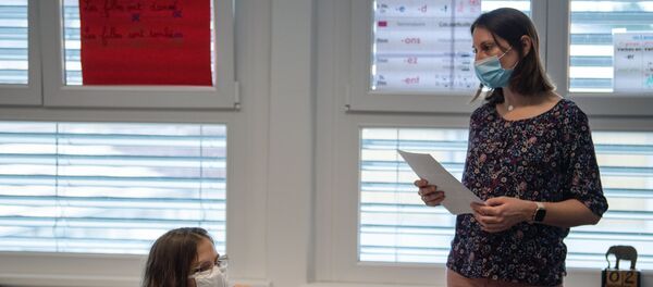 Учитель Учитель - Sputnik Moldova-România