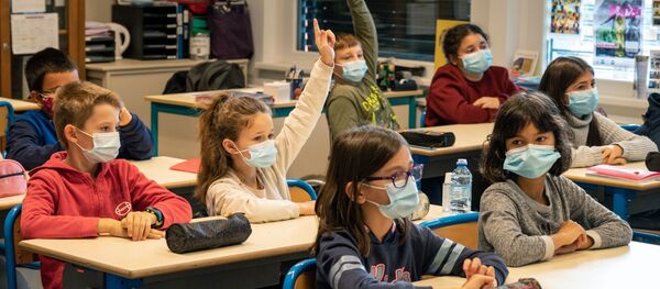 Elevi - Sputnik Moldova