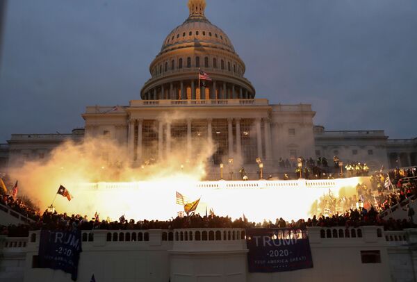 Взрыв у здания конгресса в Вашингтоне - Sputnik Moldova