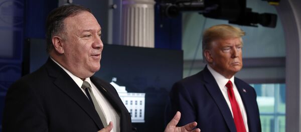 Mike Pompeo și Donald Trump - Sputnik Moldova-România